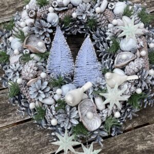 Závěsný vánoční věnec stříbrný s ptáčky